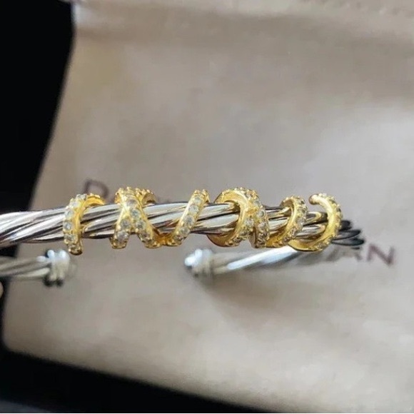 David Yurman 4mm Silver and Gold Cable Bracelet Sz M - Picture 3 of 6